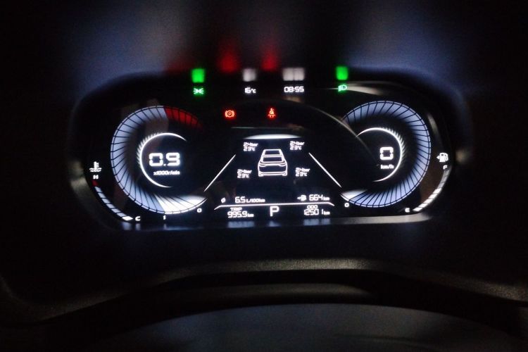 GEELY Emgrand 2023 car image #16
