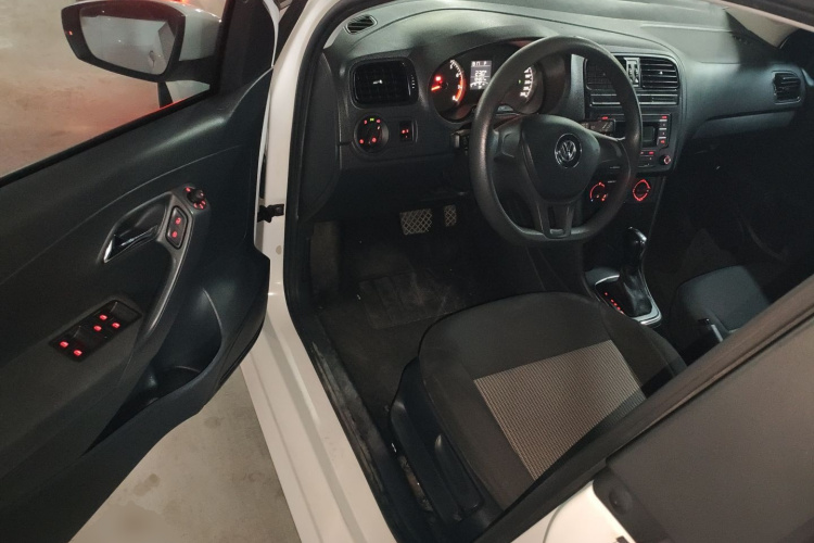 Volkswagen Polo 2018 imagem de carro #16