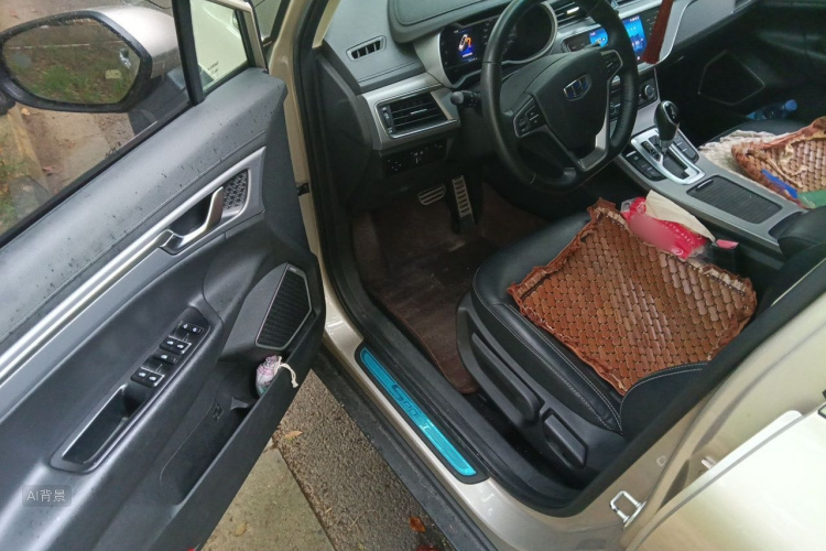 GEELY Emgrand GS 2018 image de voiture #18