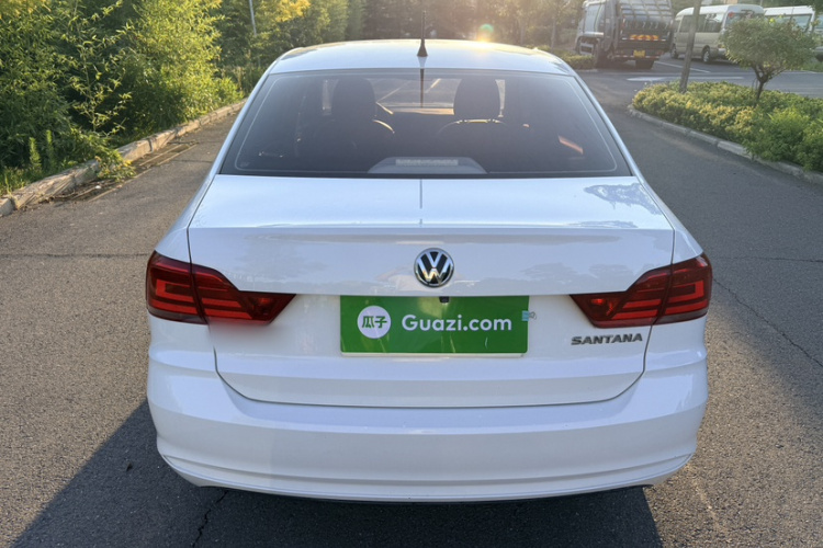 Volkswagen Santana 2019 car image #6