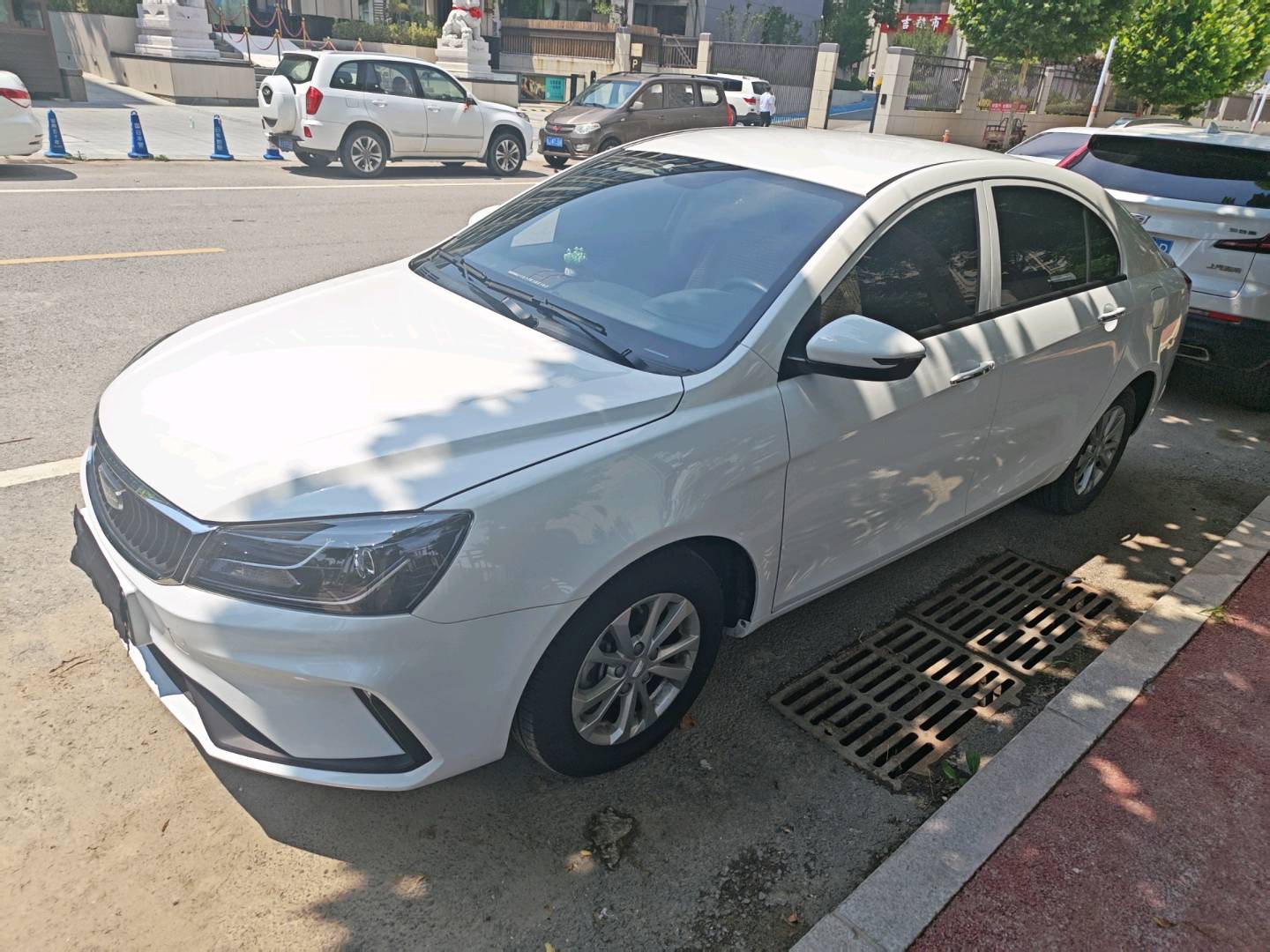 GEELY Emgrand 2021 car image 