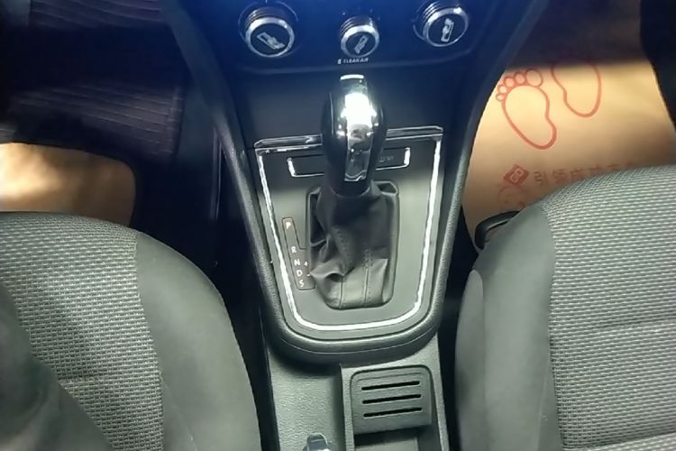 Volkswagen Bora 2019 car image #18