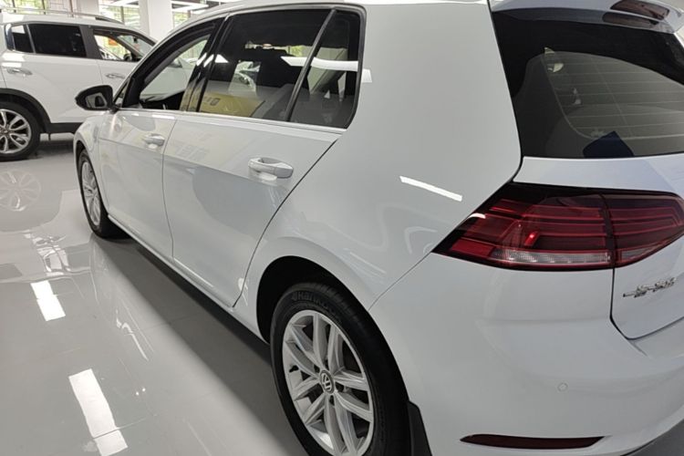 Volkswagen Golf 2018 #5 Volkswagen Golf 2018 car image #5