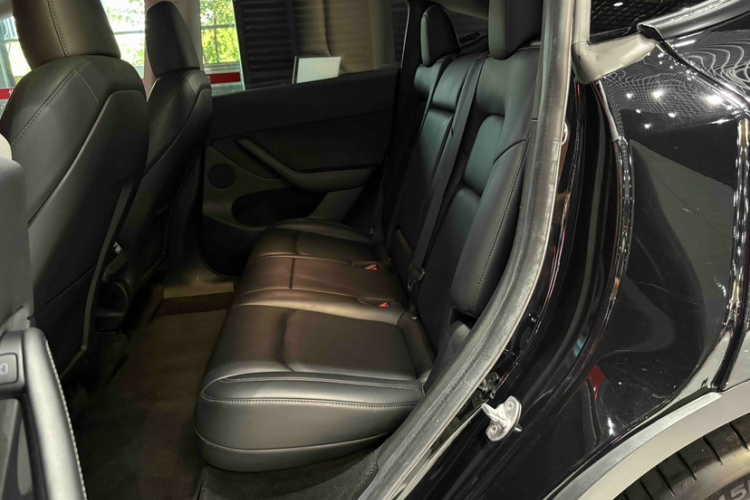 Tesla Model Y 2022 #11 Tesla Model Y 2022 immagine di auto #11