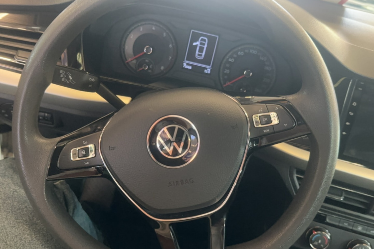 Volkswagen Lavida 2021 car image #22