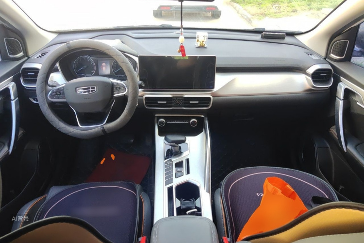 GEELY Coolray 2023 #11 GEELY Coolray 2023 car image #11