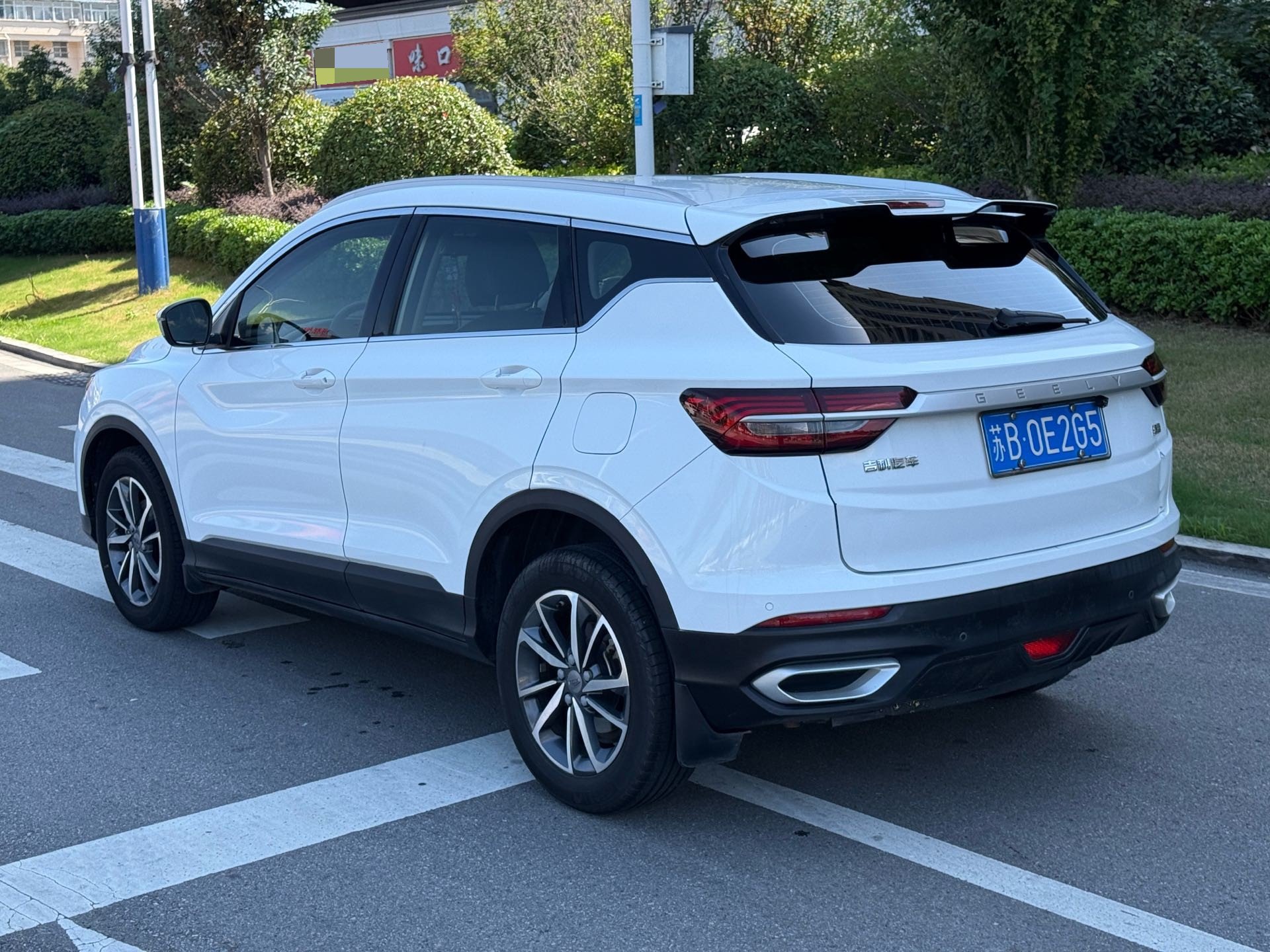 GEELY Coolray 2021 car image #4