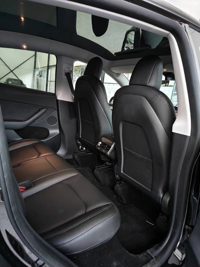 Tesla Model Y 2021 #6 Tesla Model Y 2021 car image #6