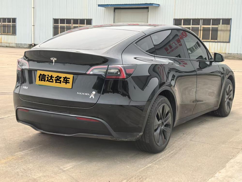 Tesla Model Y 2023 #6 Tesla Model Y 2023 car image #6