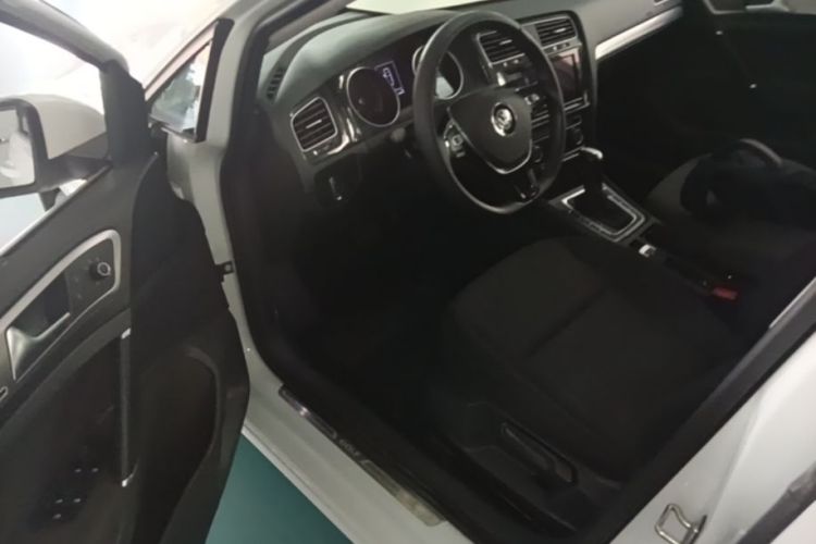 Volkswagen Golf 2019 #16 Volkswagen Golf 2019 car image #16