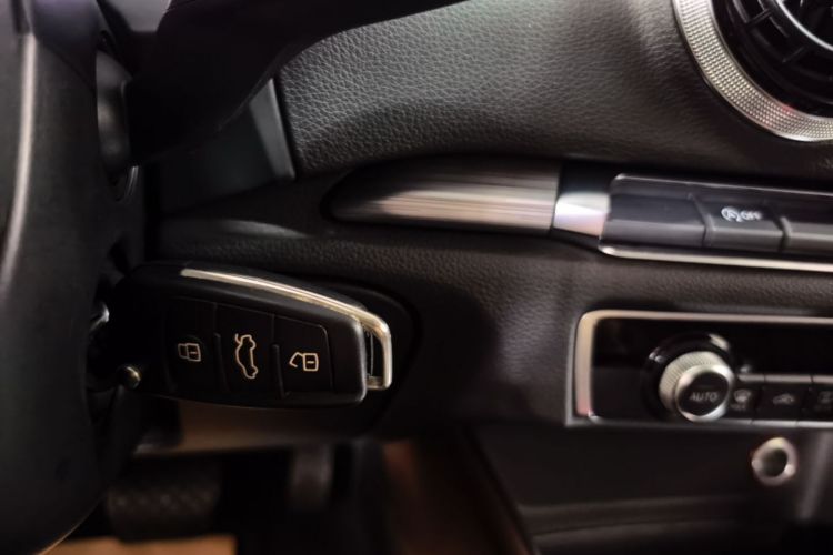 Audi A3 2016 image de voiture #9
