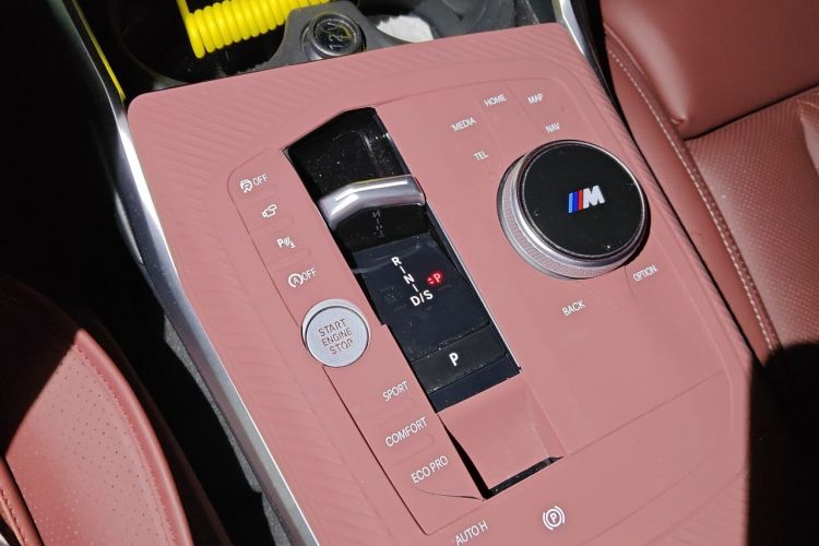 BMW 3 Series 2023 car image #14