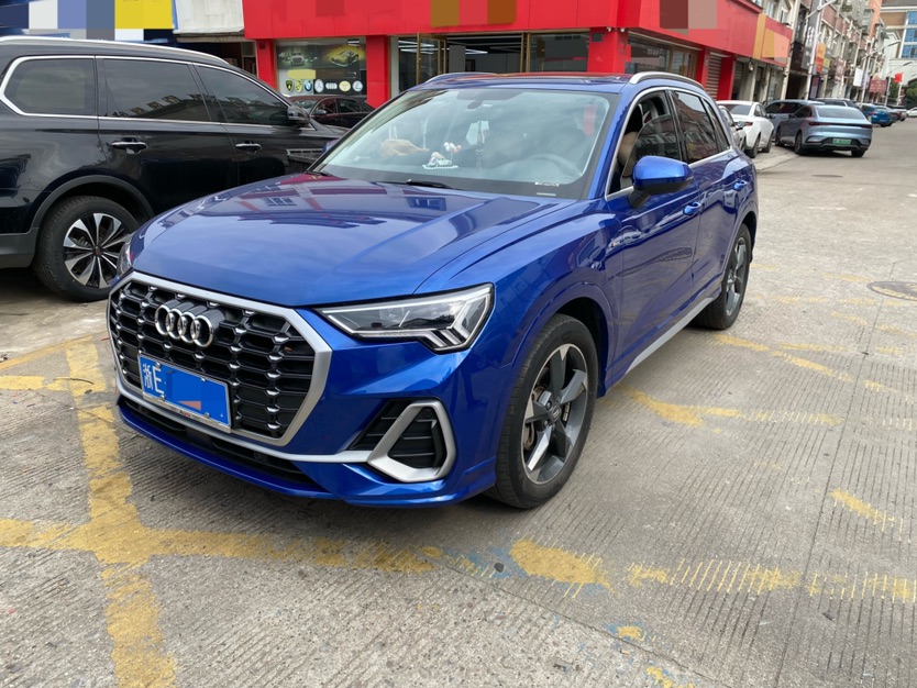 Audi Q3 2019 Audi Q3 2019 صورة سيارة