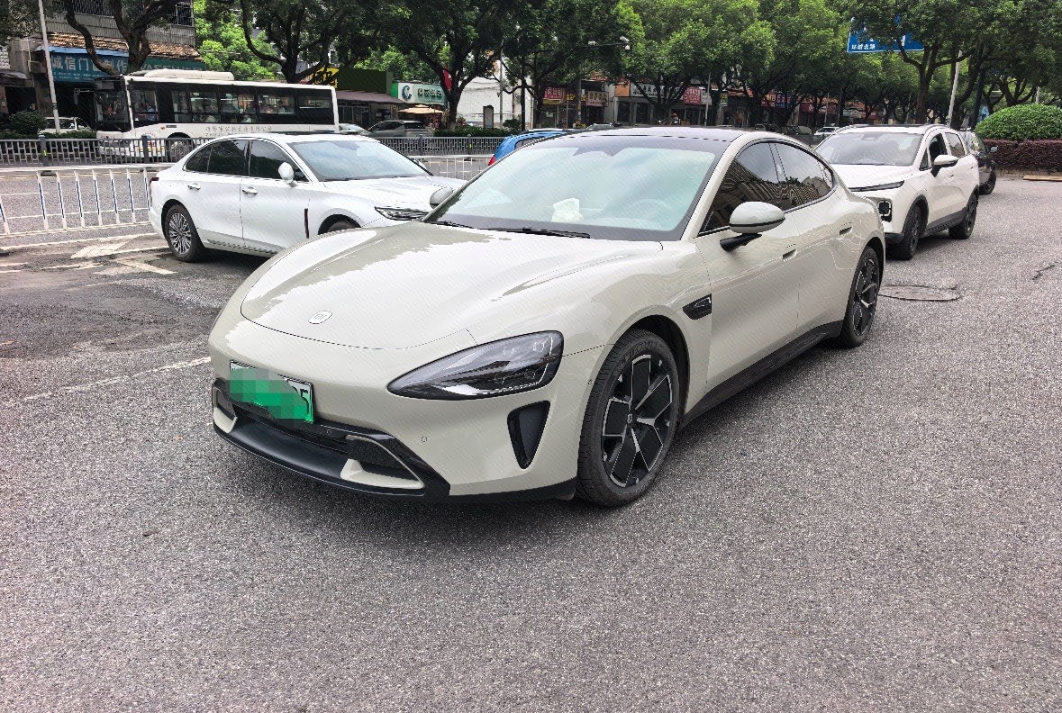 MI SU7 2025 car image 
