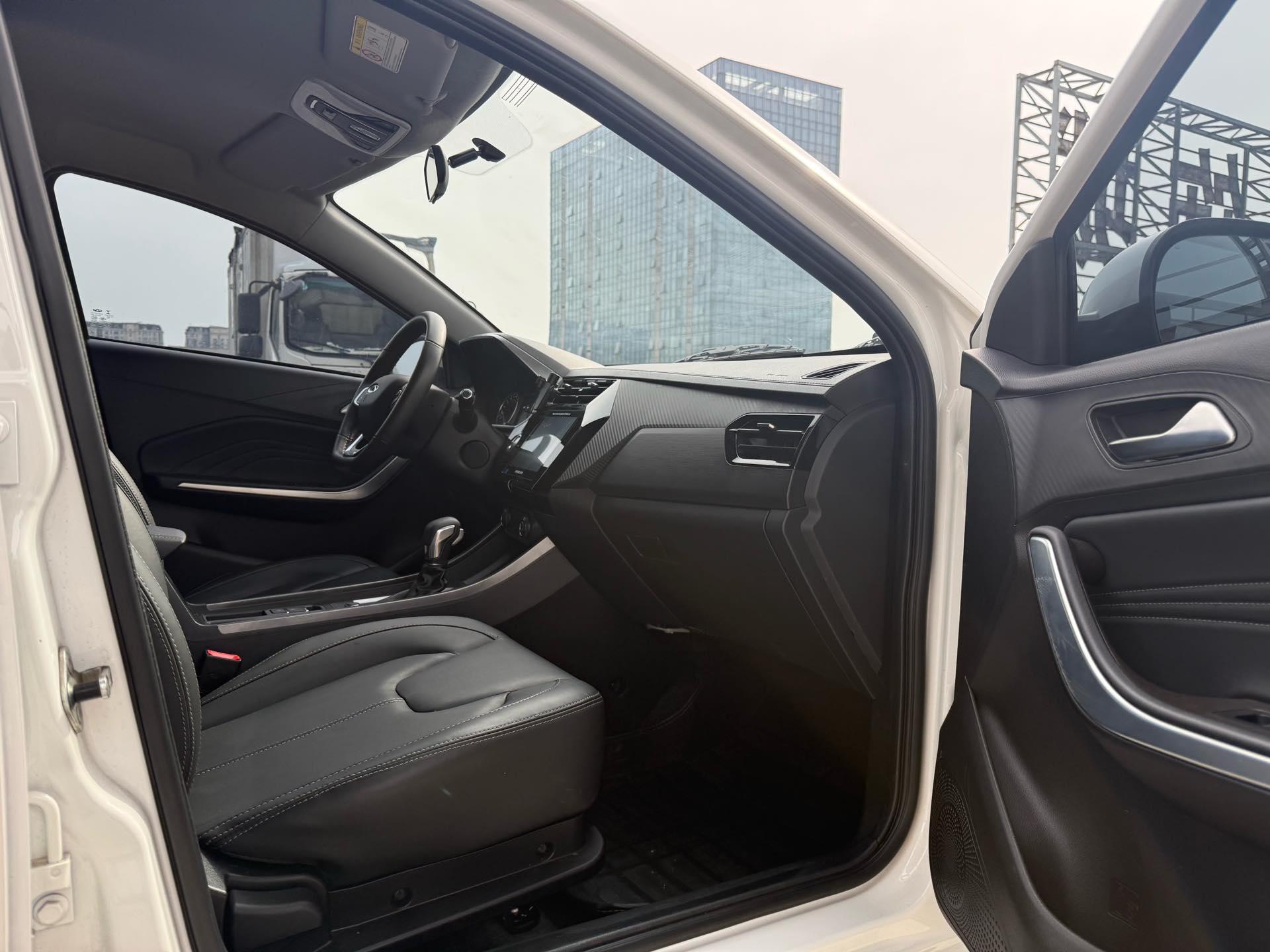 Chery Tiggo 3x 2021 immagine di auto #9