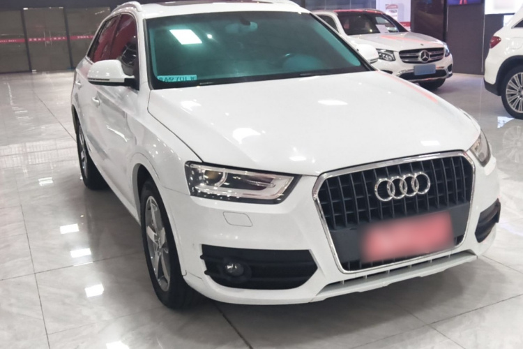 Audi Q3 2015 #4 Audi Q3 2015 car image #4
