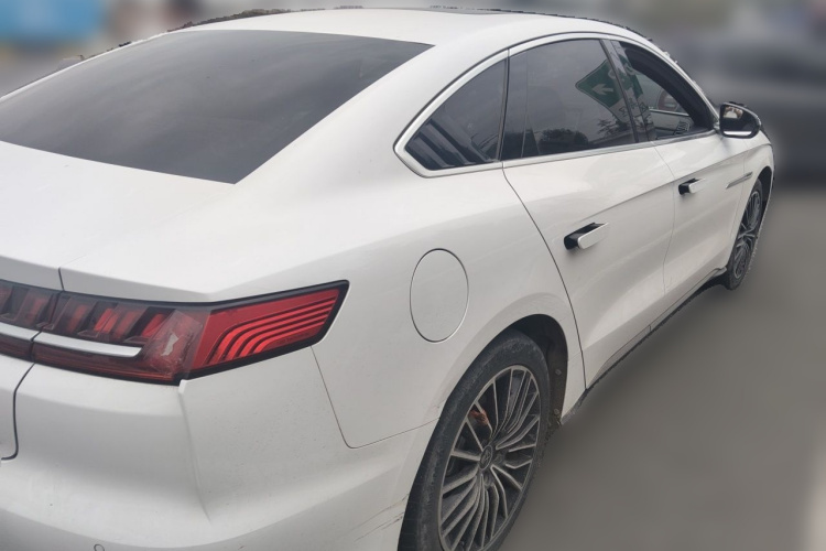 BYD Han 2021 #5 BYD Han 2021 car image #5