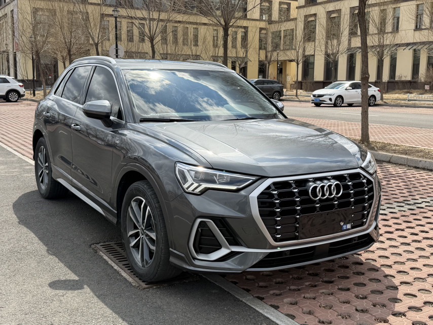 Audi Q3 2023 #2 Audi Q3 2023 car image #2