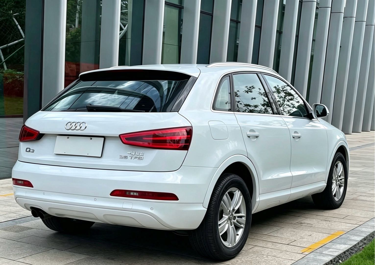 Audi Q3 2013 #8 Audi Q3 2013 car image #8