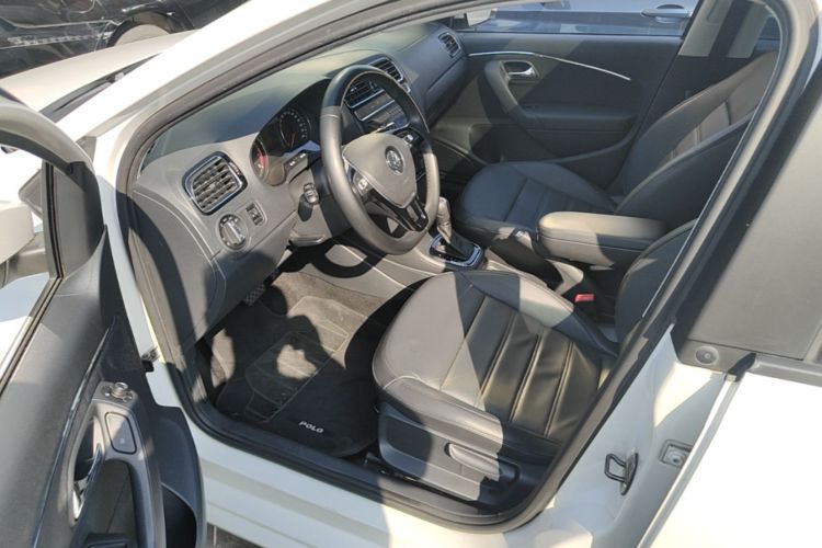 Volkswagen Polo 2016 #15 Volkswagen Polo 2016 car image #15