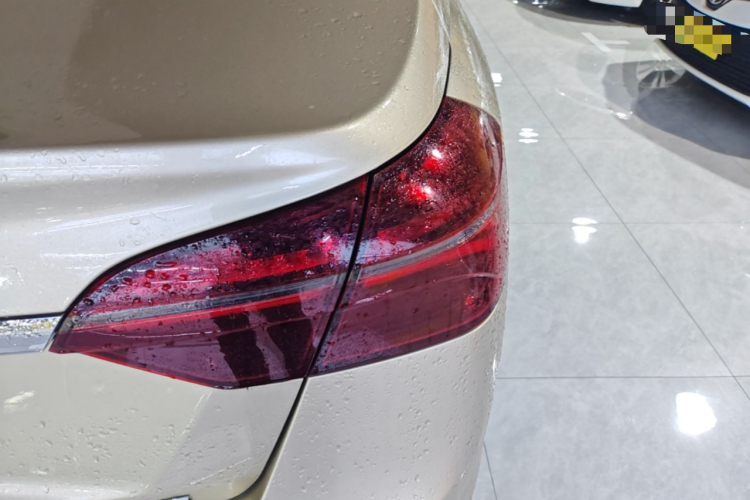 GEELY Emgrand 2020 #8 GEELY Emgrand 2020 image de voiture #8