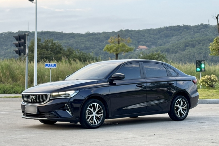 GEELY Emgrand 2023 #2 GEELY Emgrand 2023 изображение автомобиля #2