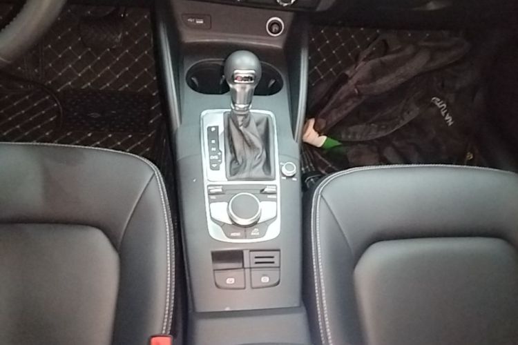 Audi A3 2020 car image #14