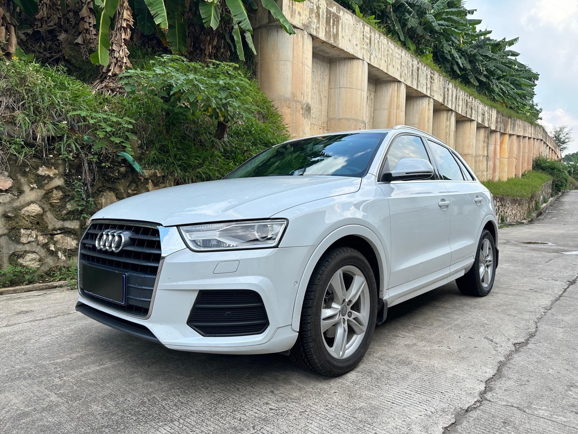 Audi Q3 2016 car image 