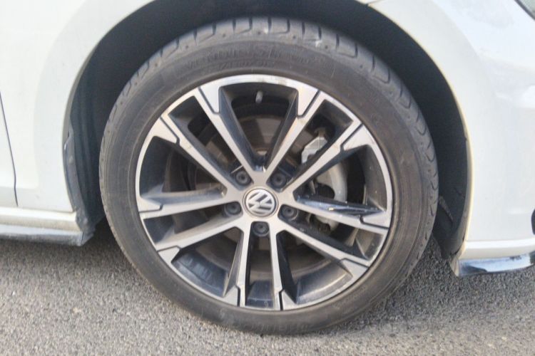 Volkswagen Golf 2020 #6 Volkswagen Golf 2020 car image #6