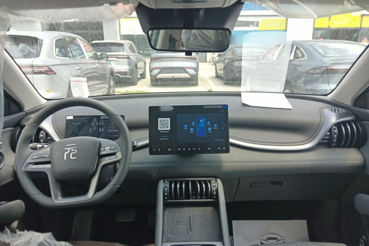 BYD Yuan Plus 2025 #10 BYD Yuan Plus 2025 car image #10