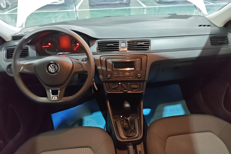 Volkswagen Santana 2021 car image #10