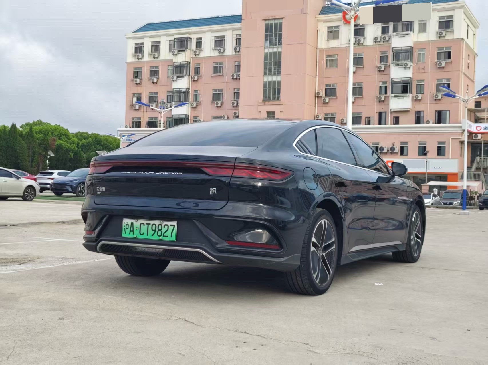 BYD Han 2023 imagem de carro #9
