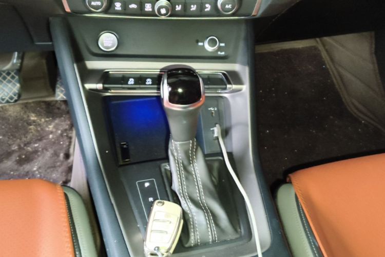 Audi Q3 2019 #18 Audi Q3 2019 car image #18