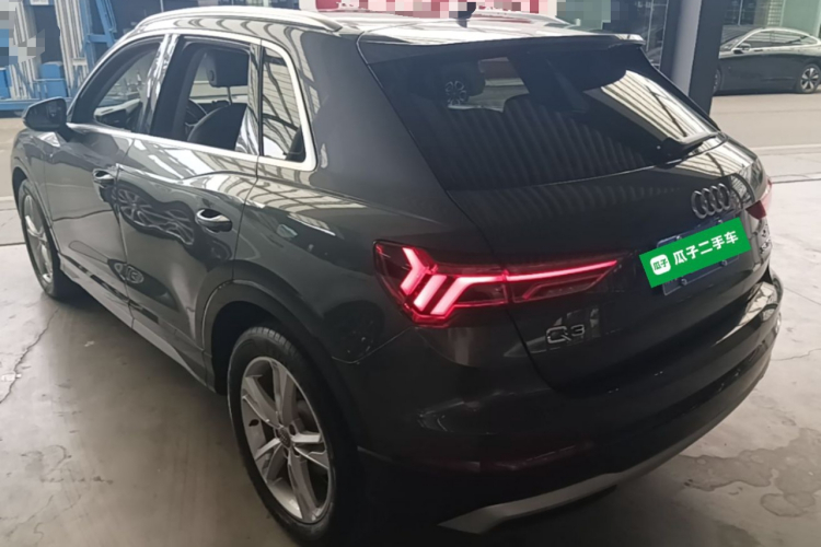 Audi Q3 2019 #5 Audi Q3 2019 car image #5
