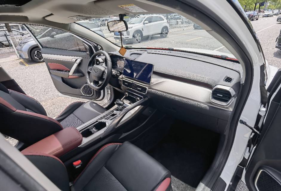 GEELY Coolray 2022 car image #15