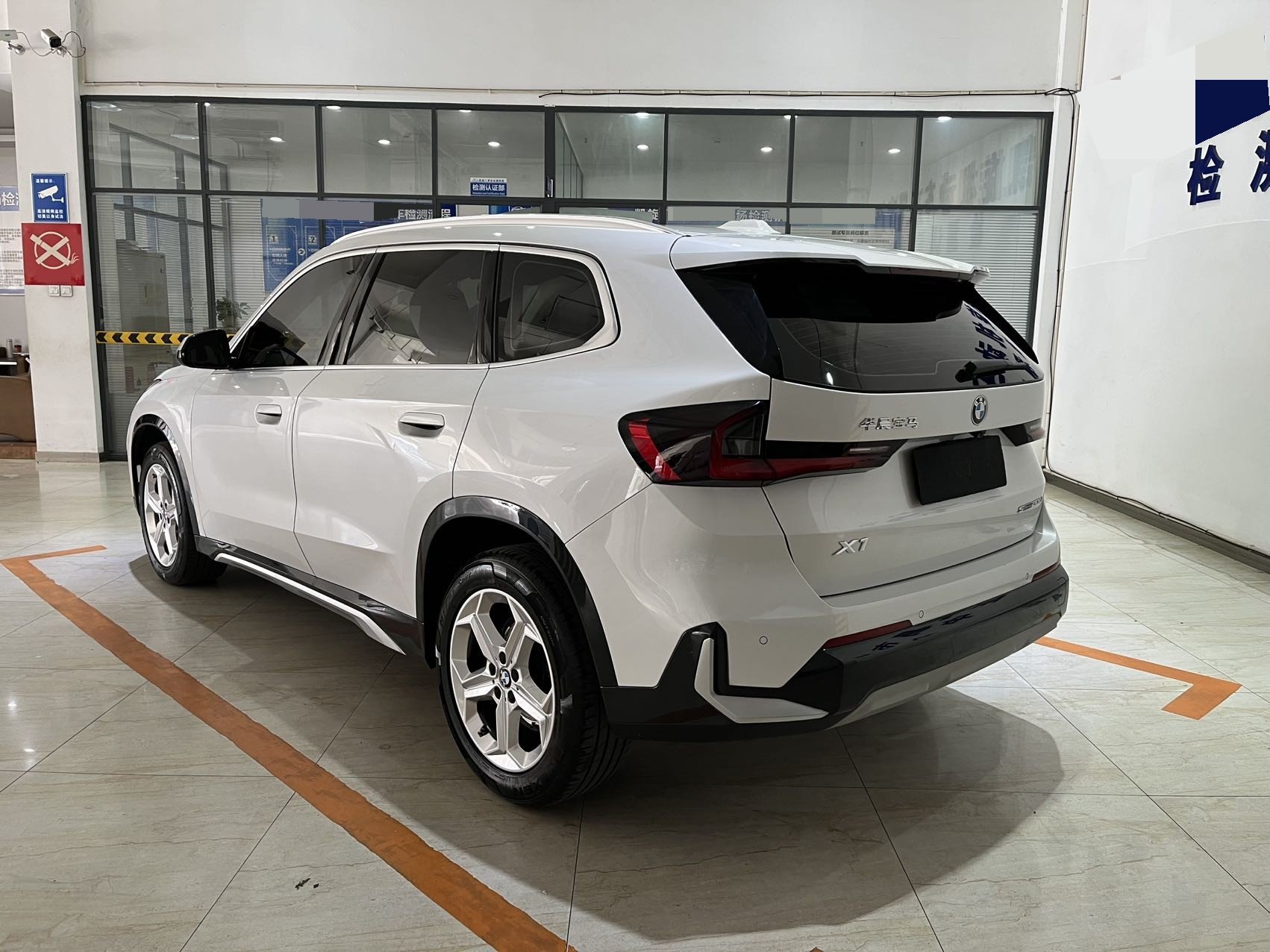 BMW X1 2023 imagen de coche #6