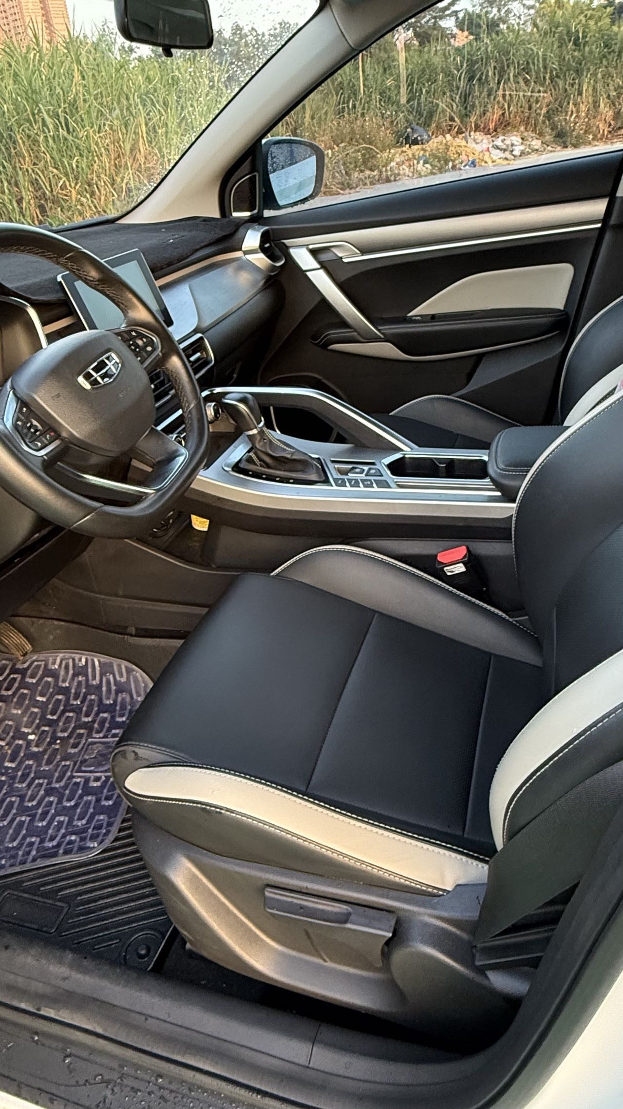 GEELY Coolray 2020 car image #7
