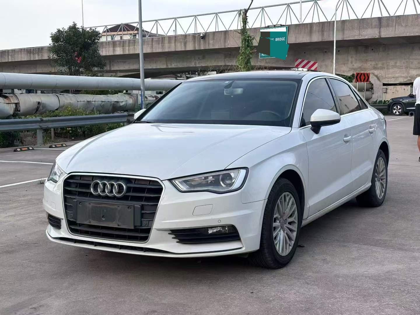 2016 2016 car image