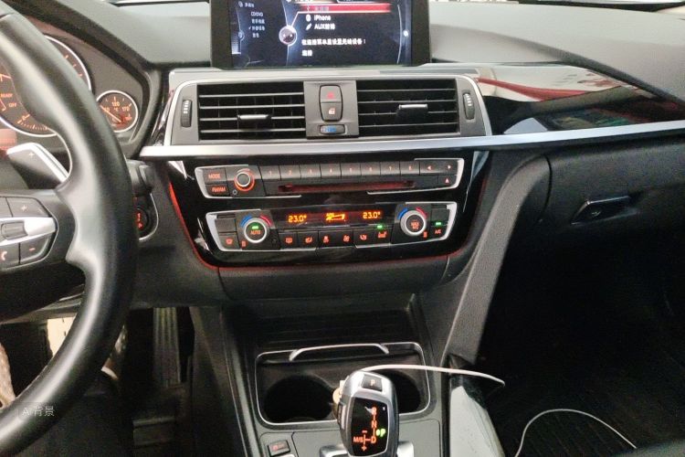 BMW 3 Series 2016 car image #15