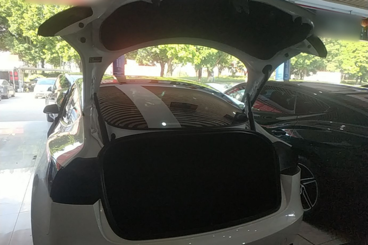 Tesla Model 3 2025 #19 Tesla Model 3 2025 изображение автомобиля #19