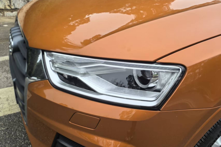 Audi Q3 2017 car image #4