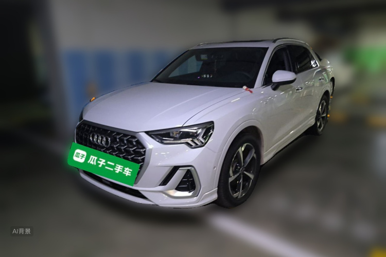 Audi Q3 2025 car image #2