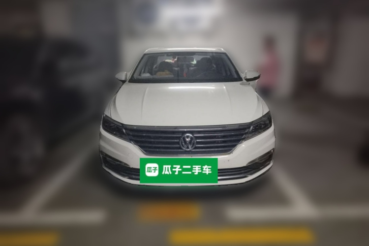 Volkswagen Lavida 2019 car image #3
