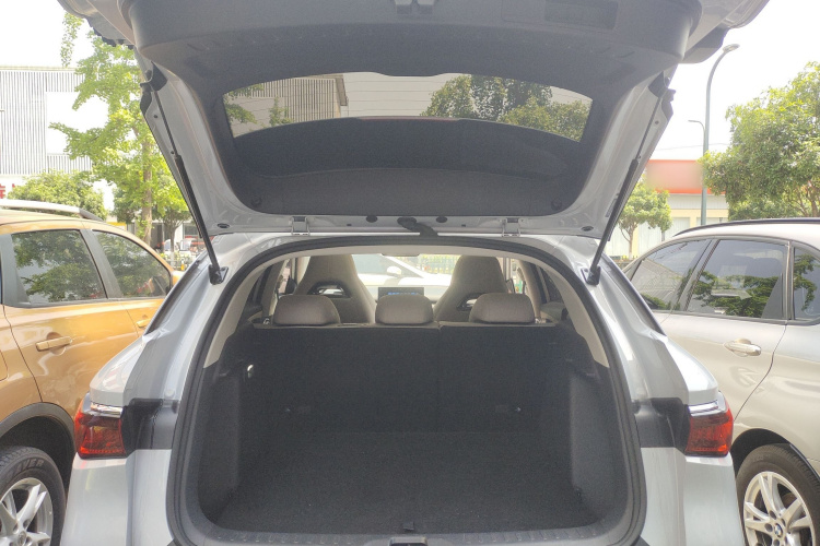 BYD Yuan Plus 2024 صورة سيارة #19