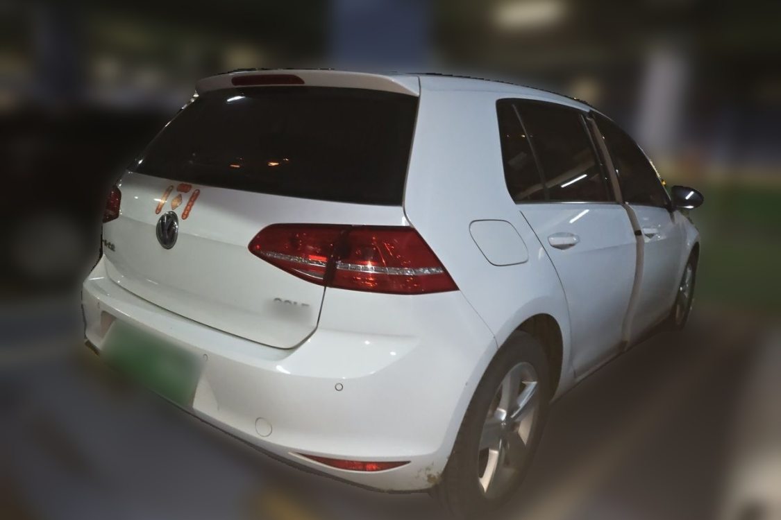 Volkswagen Golf 2016 car image #4