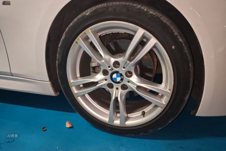BMW 3 Series 2018 #9 BMW 3 Series 2018 car image #9