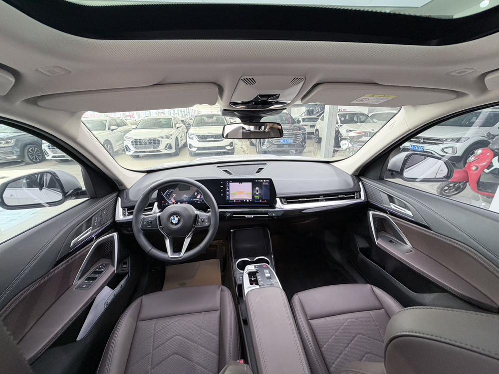 BMW X1 2023 image de voiture #10