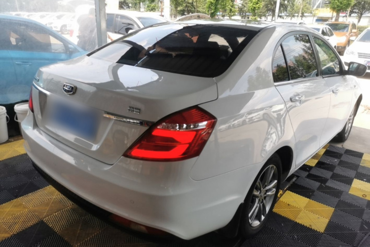 GEELY Emgrand 2017 immagine di auto #5