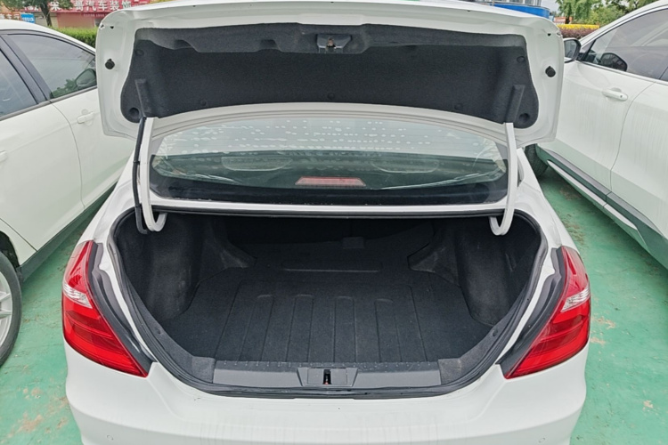 GEELY Emgrand 2016 #19 GEELY Emgrand 2016 car image #19