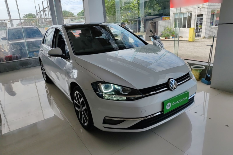 Volkswagen Golf 2020 #4 Volkswagen Golf 2020 car image #4